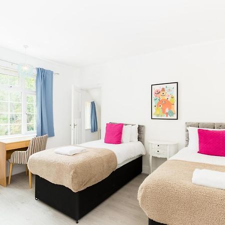 Beautiful 6 Bedroom House For 17 Guests Next To Edgbaston Stadium Birmingham Exterior foto