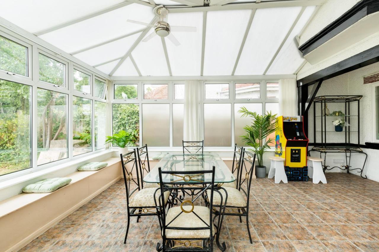 Beautiful 6 Bedroom House For 17 Guests Next To Edgbaston Stadium Birmingham Exterior foto