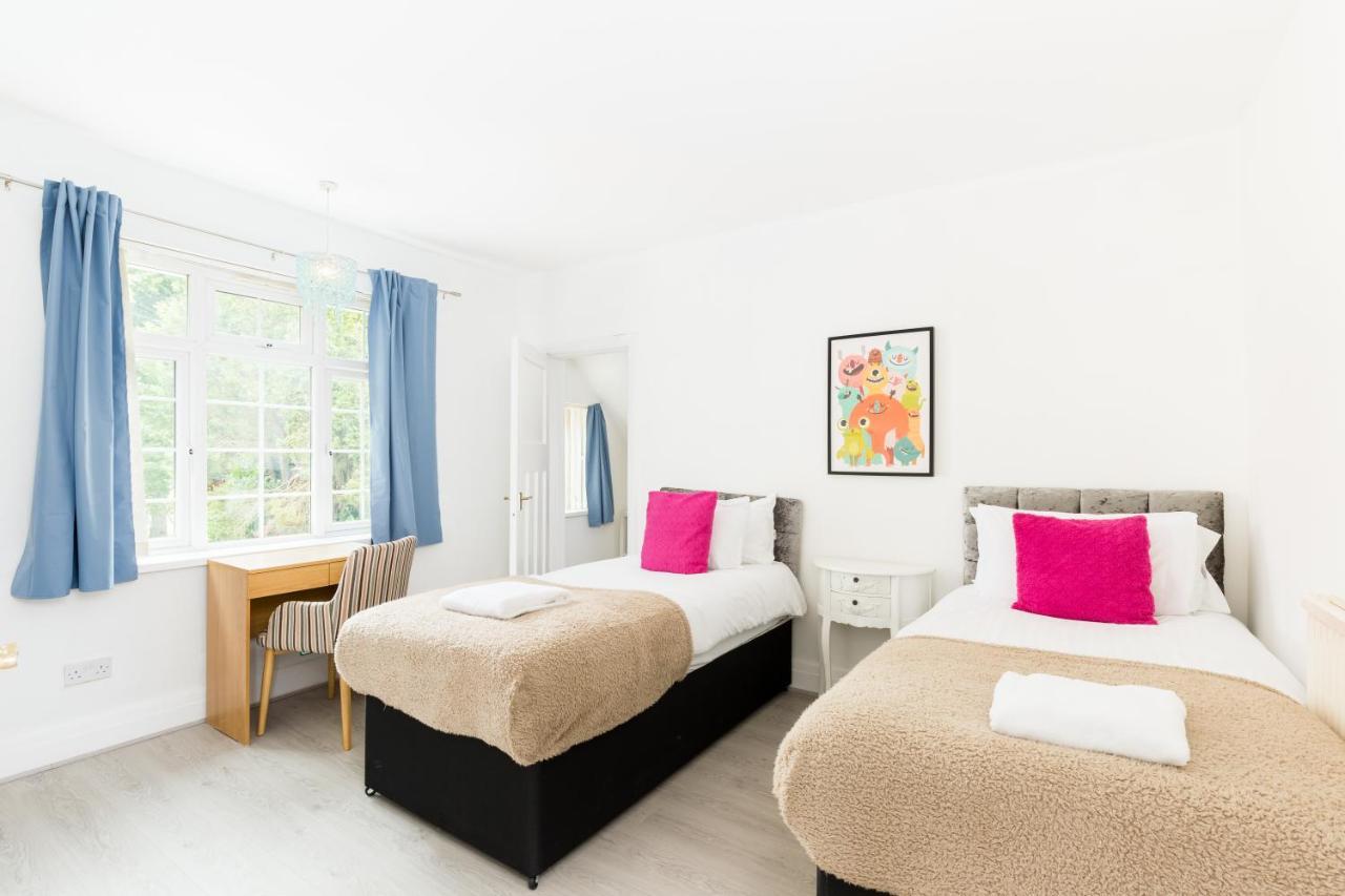 Beautiful 6 Bedroom House For 17 Guests Next To Edgbaston Stadium Birmingham Exterior foto