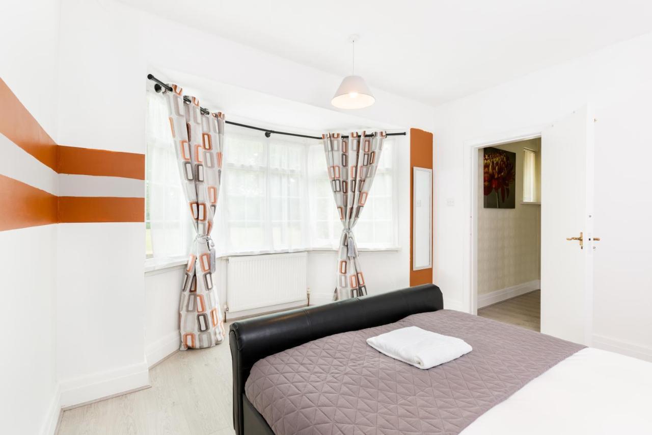 Beautiful 6 Bedroom House For 17 Guests Next To Edgbaston Stadium Birmingham Exterior foto